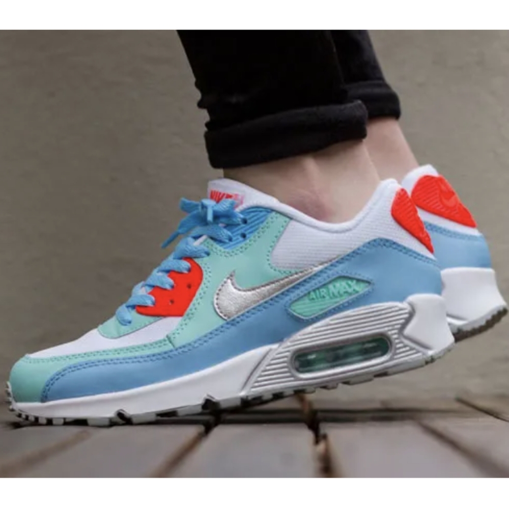NIKE Air Max 90 GS Sneakers in Lakeside/ Artisan Teal Youth Sz 6 / Wmn's…